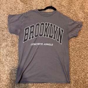 Vintage “Brooklyn” text PacSun graphic tee - true to...